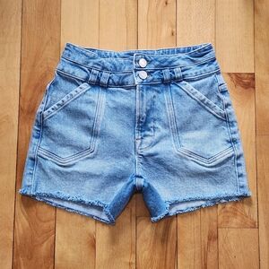 FRAME Double Button Denim Cut-Off Short - 25